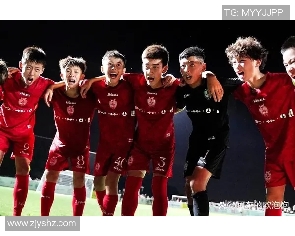 足球巨星巅峰对决精彩瞬间集锦 揭示球场传奇背后的奋斗与荣耀